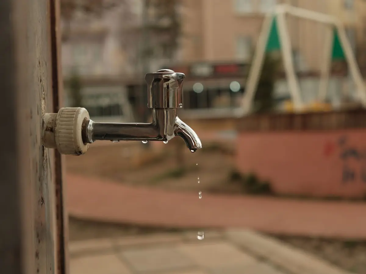 Example: outdoor spigot dripping water